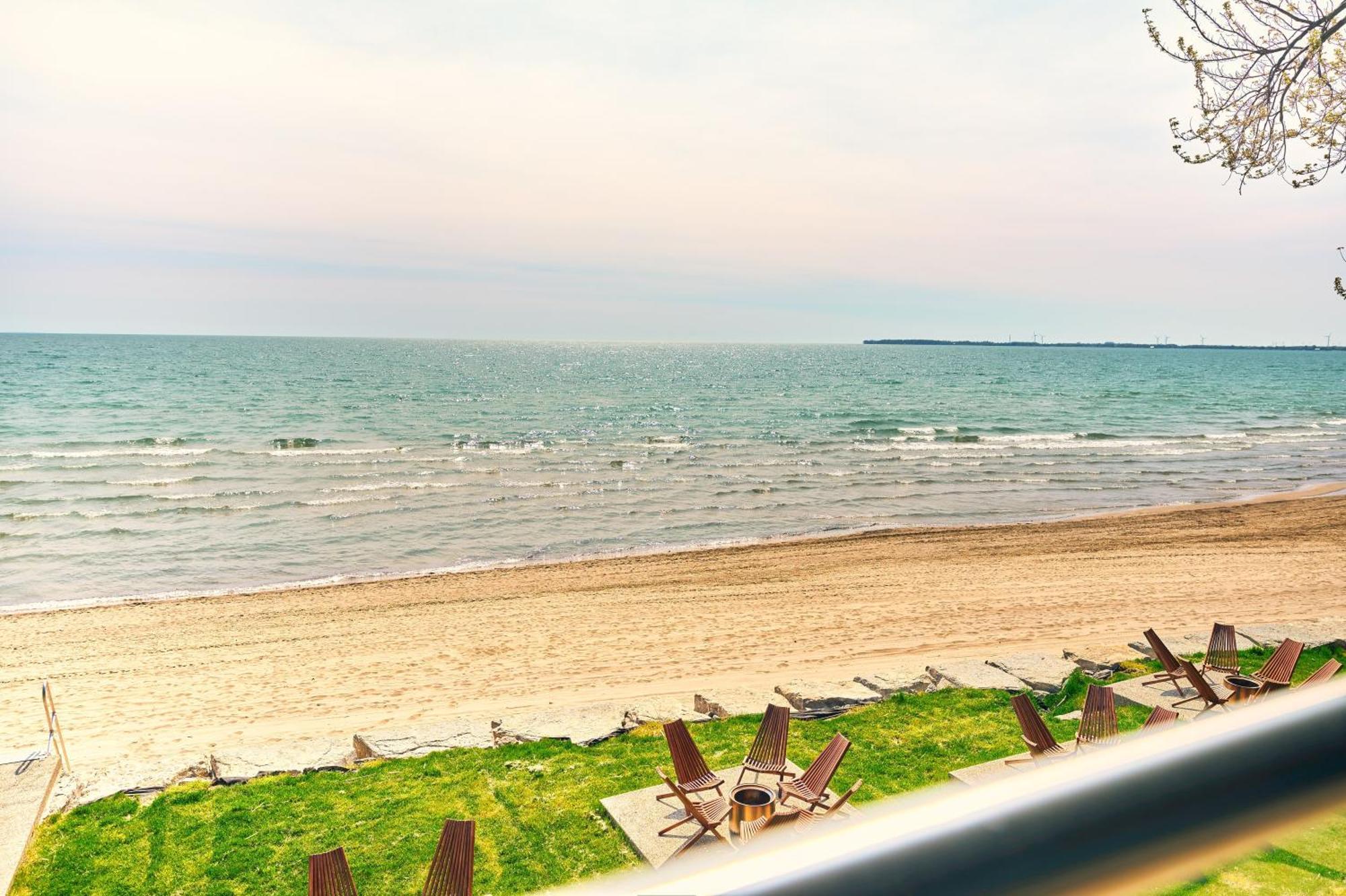 The Long Beach Resort - Beachfront Cottages & Townhouse Suites Wainfleet エクステリア 写真