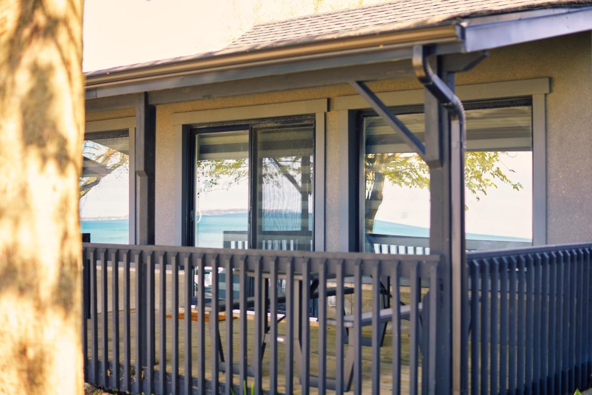The Long Beach Resort - Beachfront Cottages & Townhouse Suites Wainfleet エクステリア 写真
