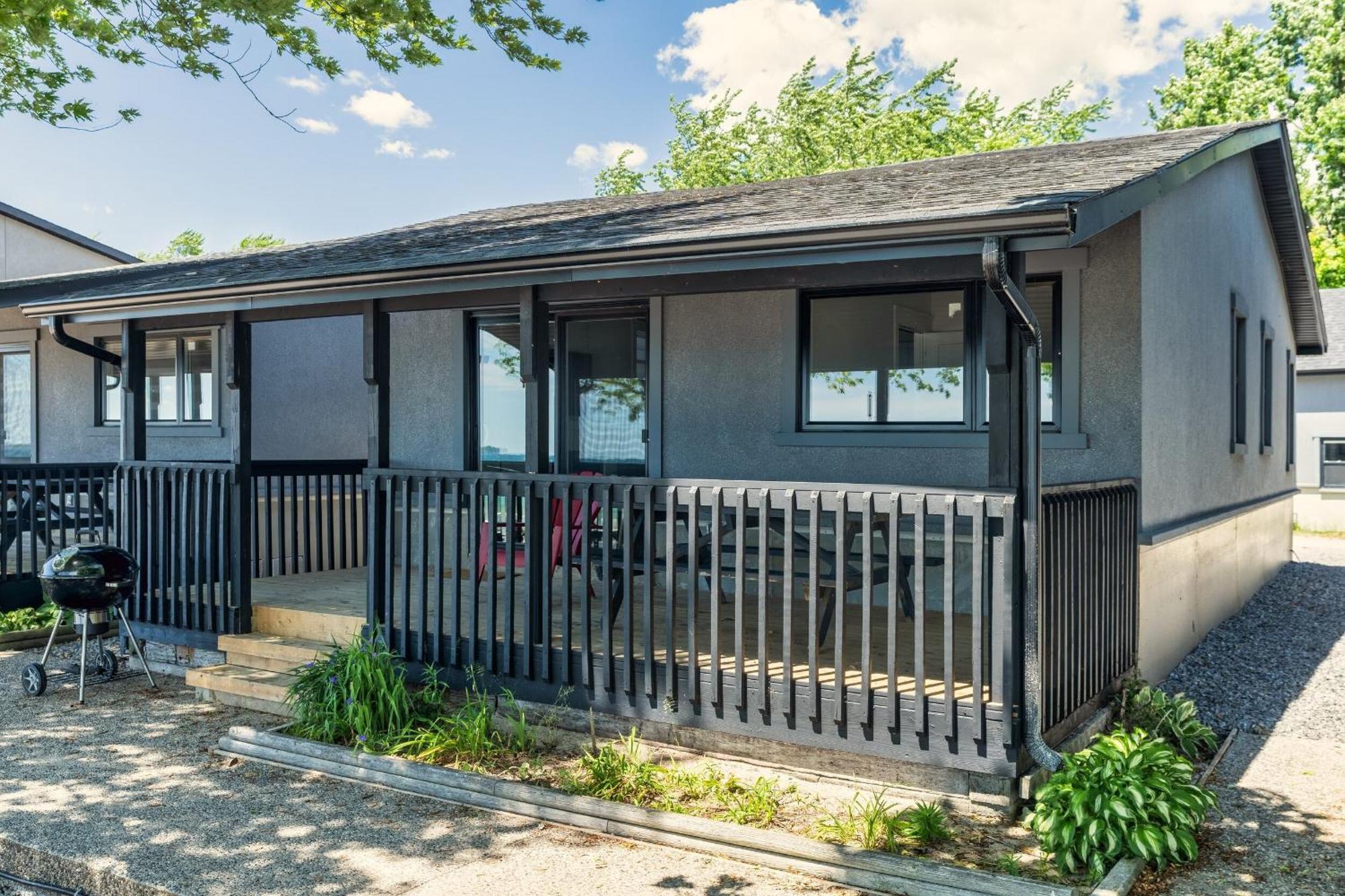 The Long Beach Resort - Beachfront Cottages & Townhouse Suites Wainfleet エクステリア 写真