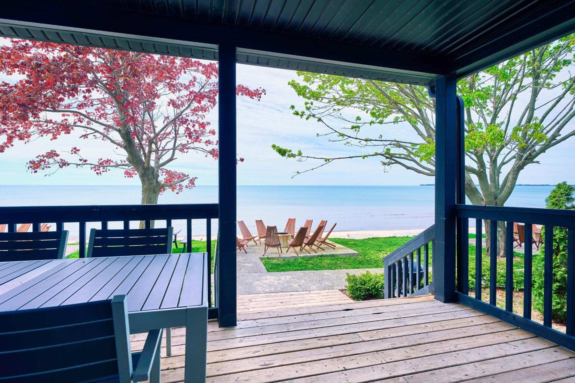 The Long Beach Resort - Beachfront Cottages & Townhouse Suites Wainfleet エクステリア 写真